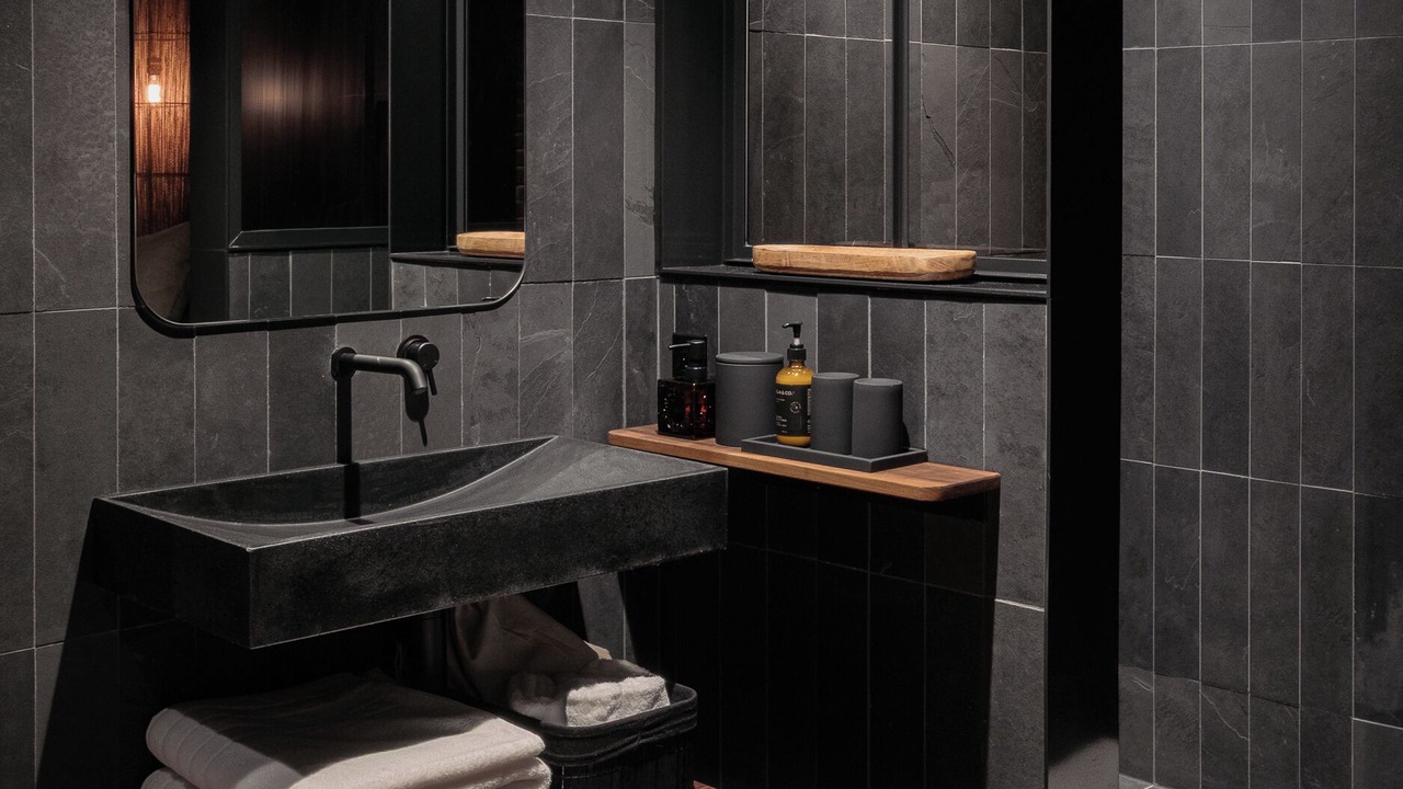 Photo of Bathroom in Griffintown