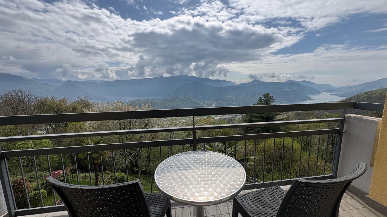 Photo of Patio Balcony in Cademario