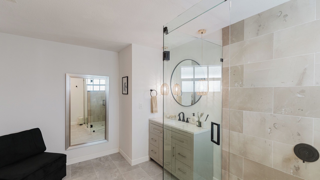 Photo of Bathroom in Pembroke Pines