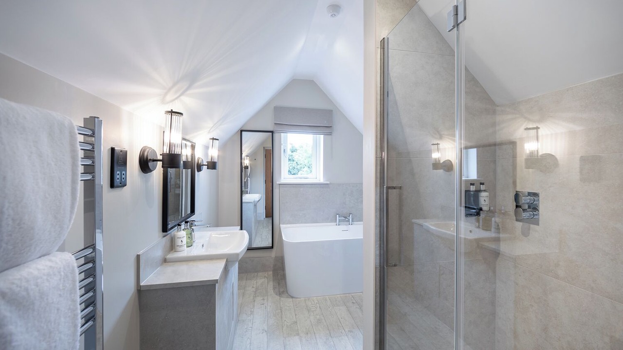 Photo of Bathroom in Leigh-on-Sea