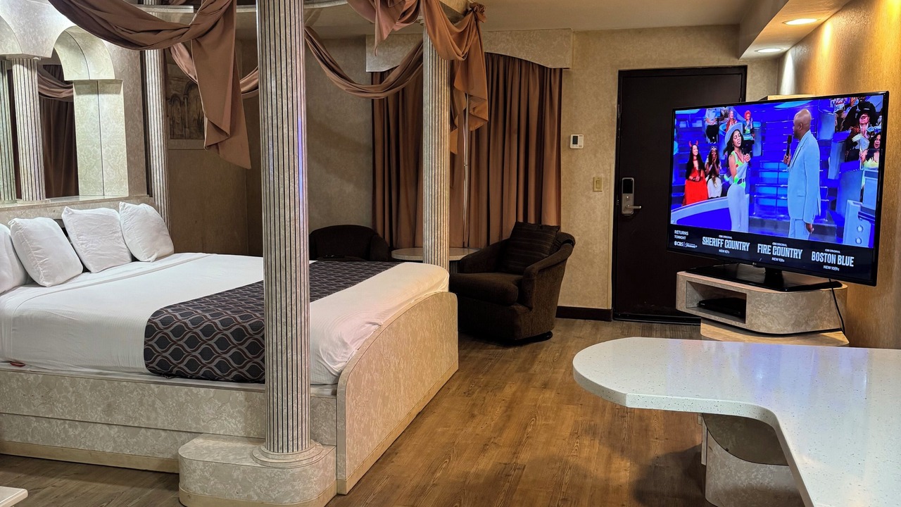 Photo of Bedroom in Chicago Ridge