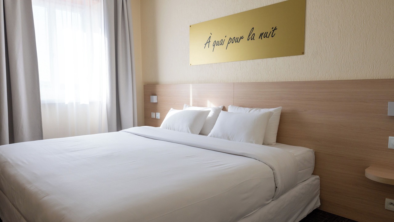 Photo of Bedroom in Lamballe