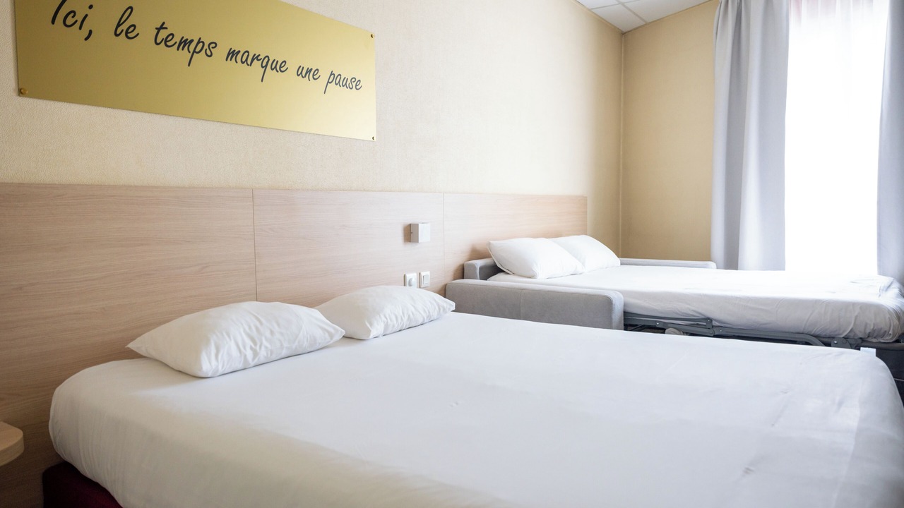 Photo of Bedroom in Lamballe