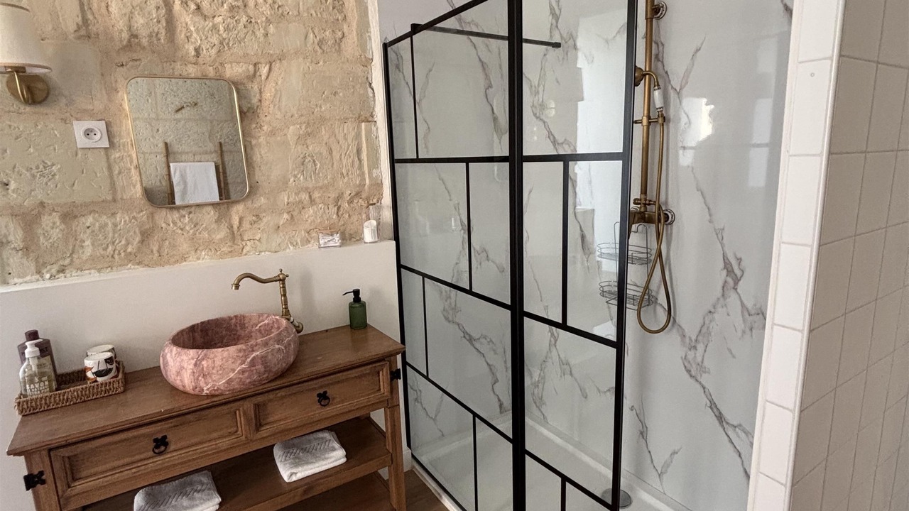 Photo of Bathroom in Benais