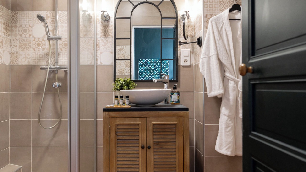 Photo of Bathroom in Saint-Mathurin-sur-Loire