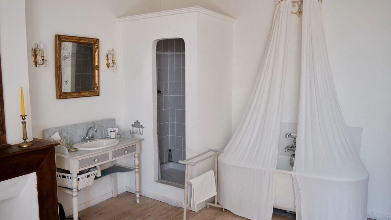 Photo of Bathroom in Cahuzac