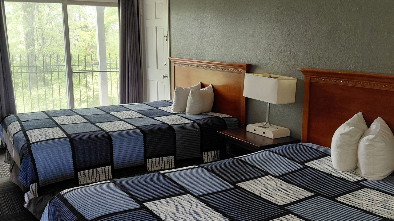 Photo of Bedroom in Lake St Louis