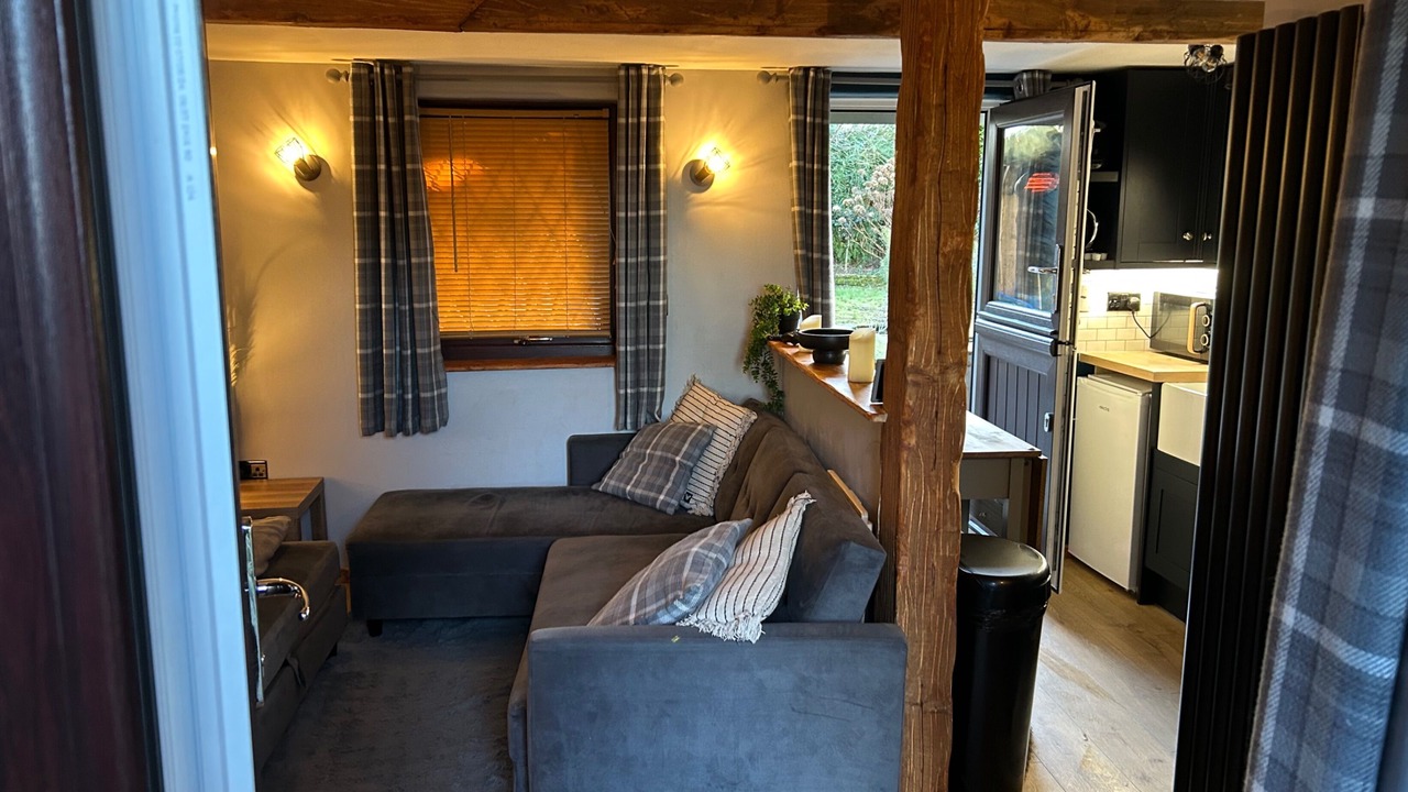 Photo of Livingroom in Bury