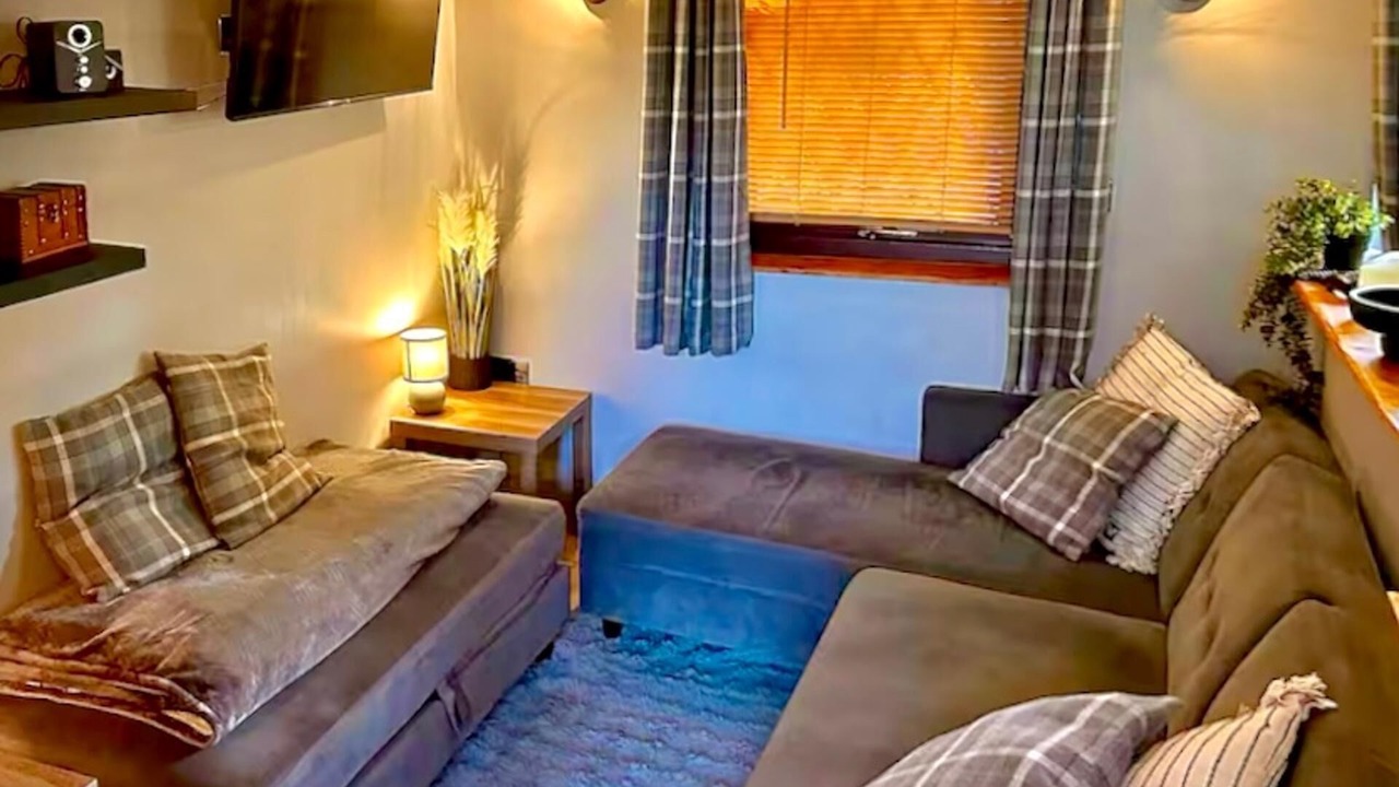 Photo of Livingroom in Bury