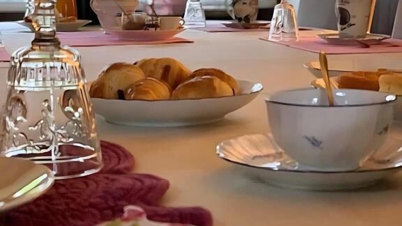 Photo of Others in Suzay