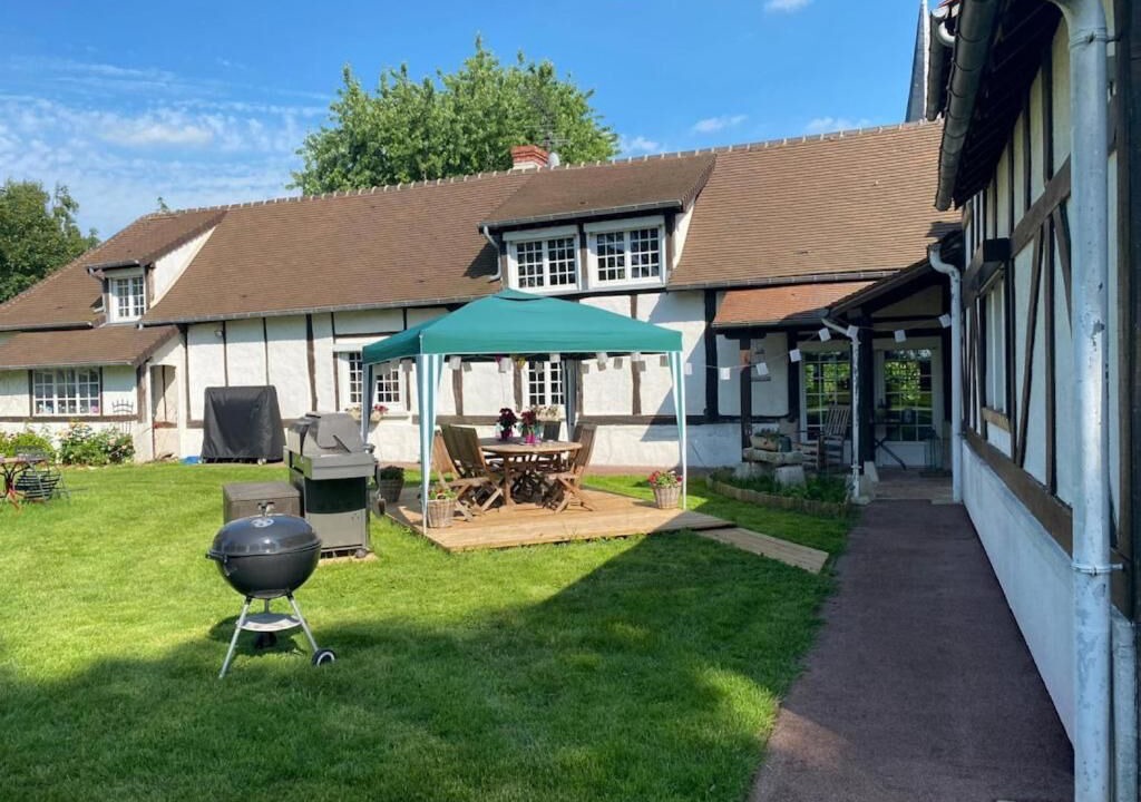 Photo of Outdoor in Suzay