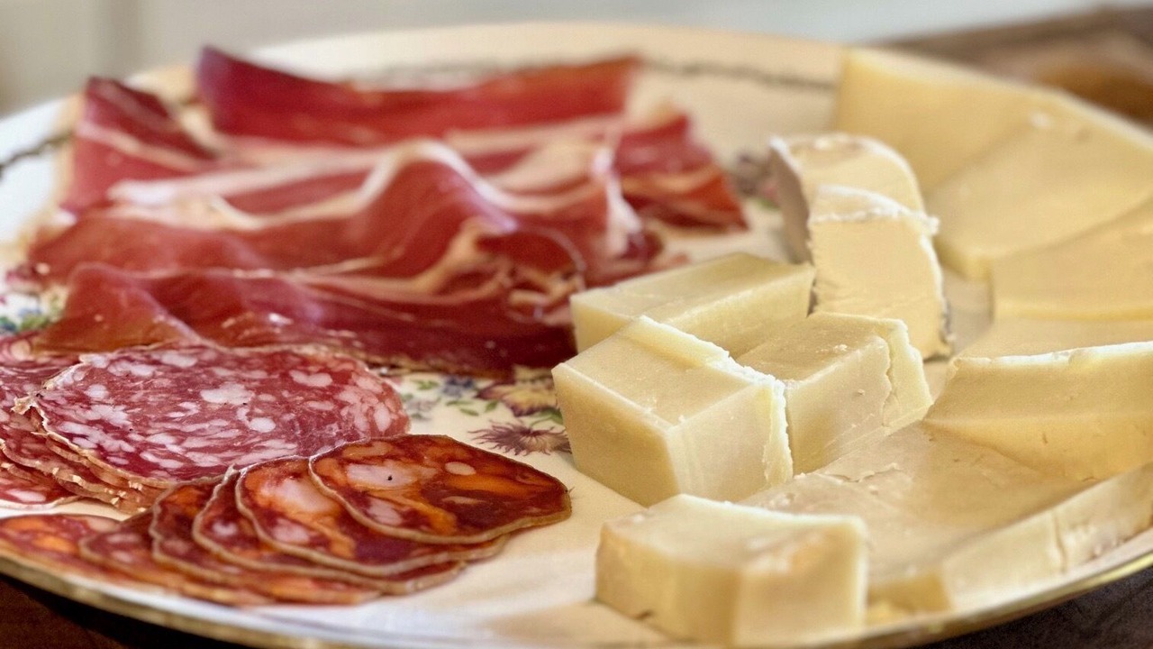 Photo of Others in Suzay