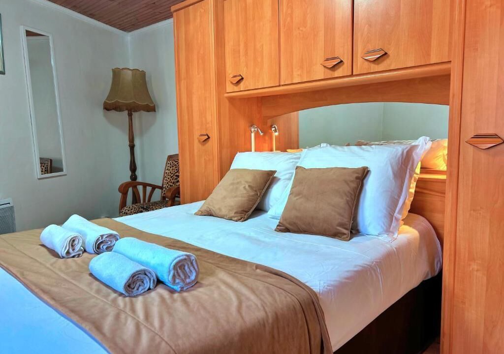 Photo of Others in Annot