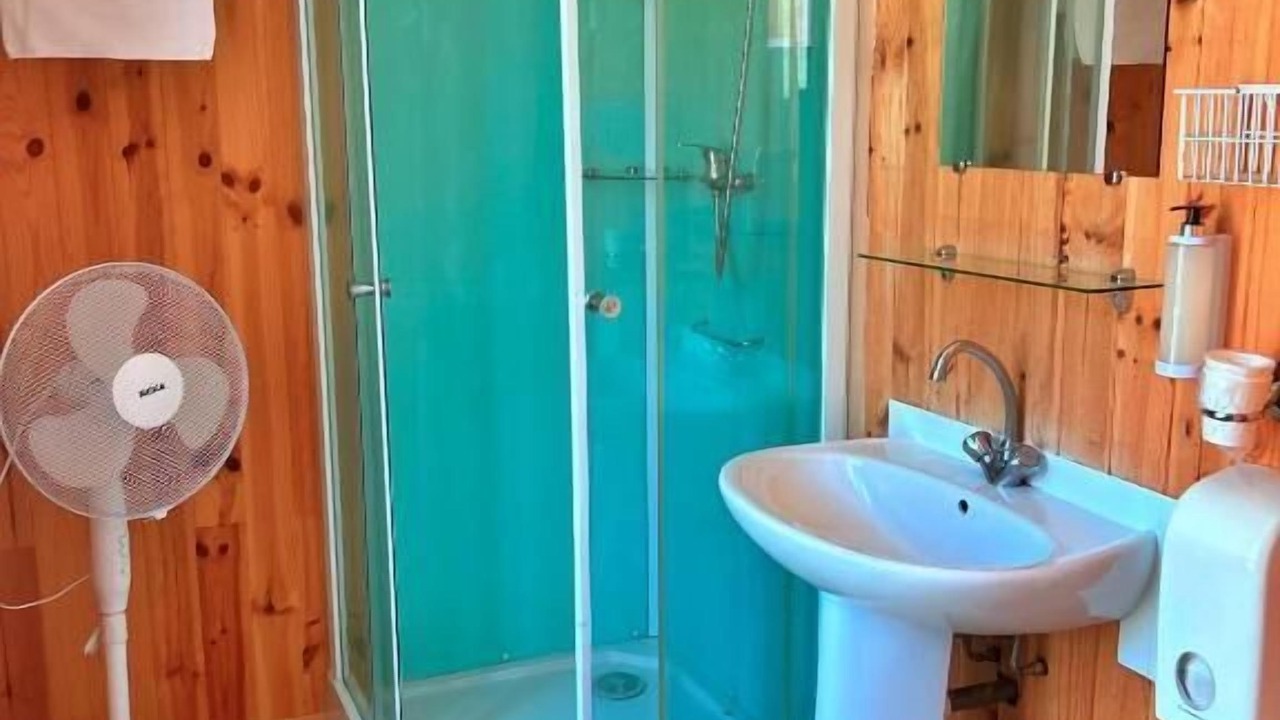 Photo of Others in Annot