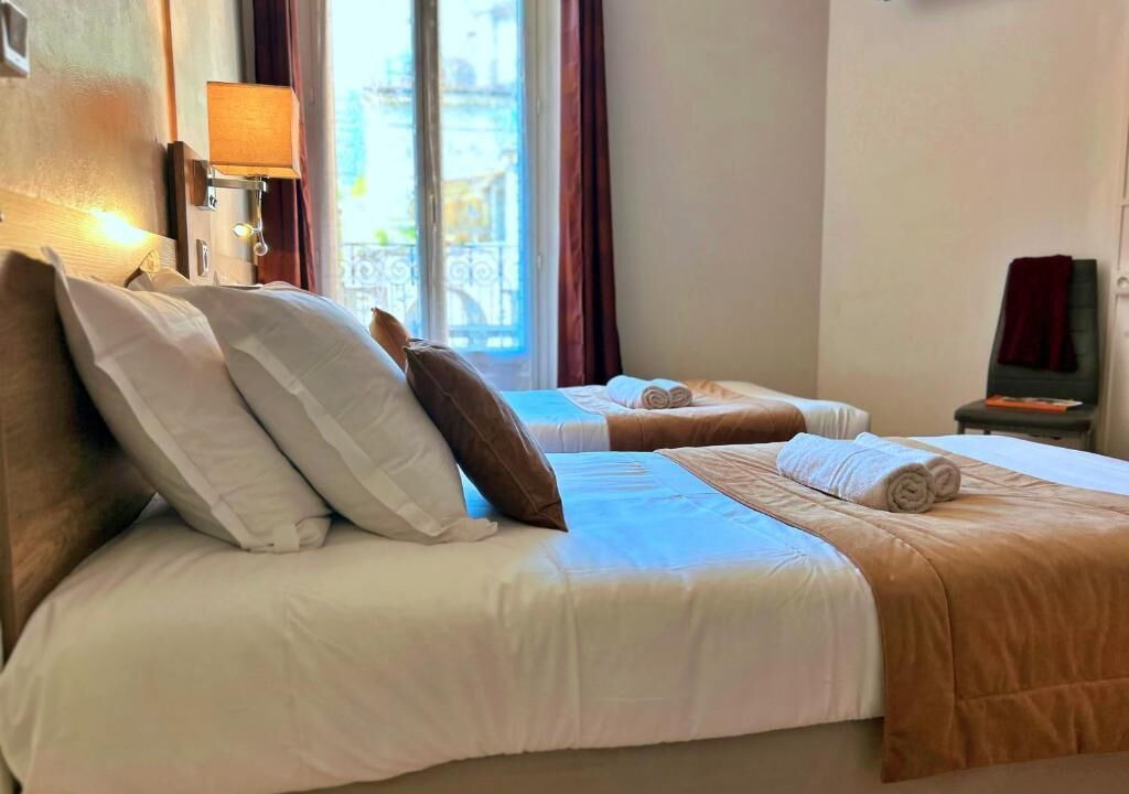 Photo of Others in Annot