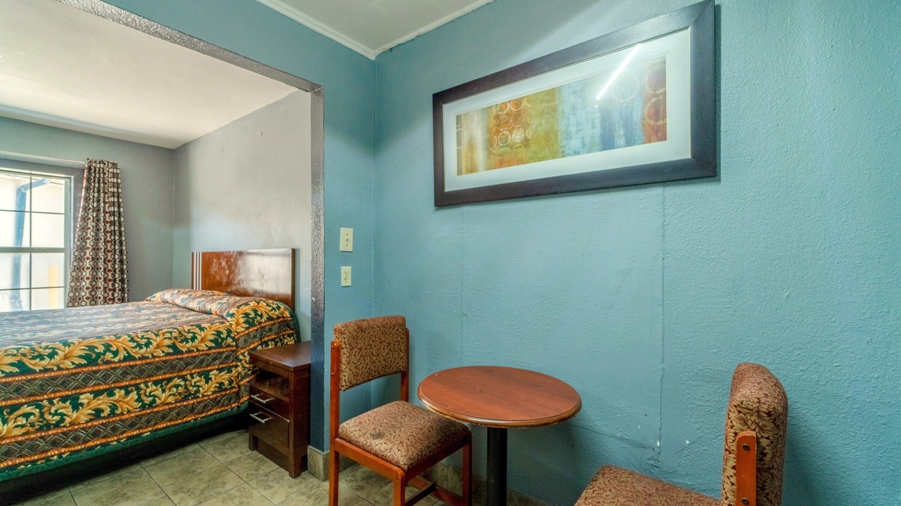 Photo of Bedroom in Woodlawn Lake