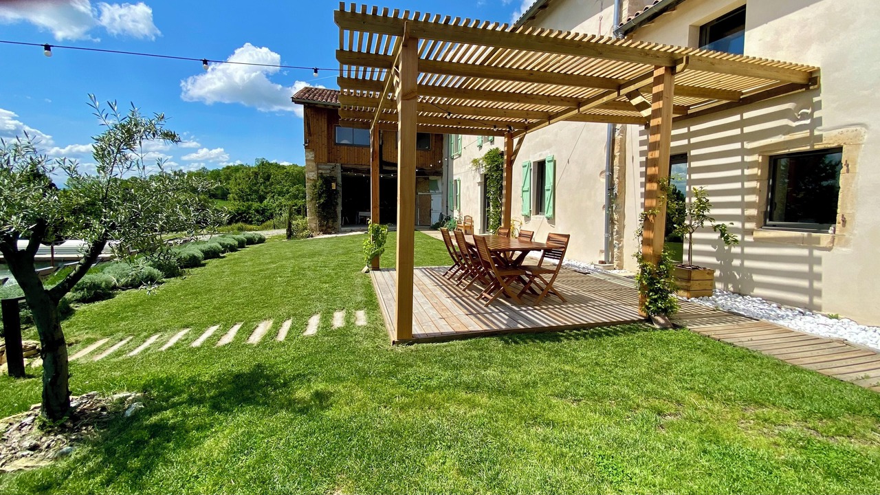 Photo of Outdoor in Sepx