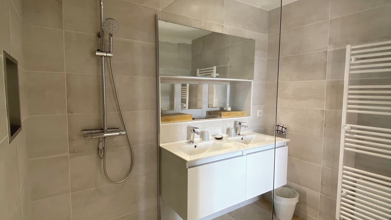 Photo of Others in Sepx