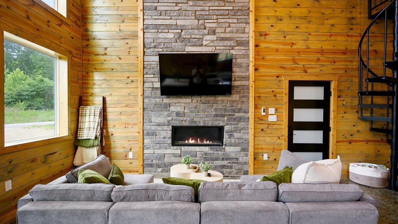 Photo of Livingroom in Broken Bow