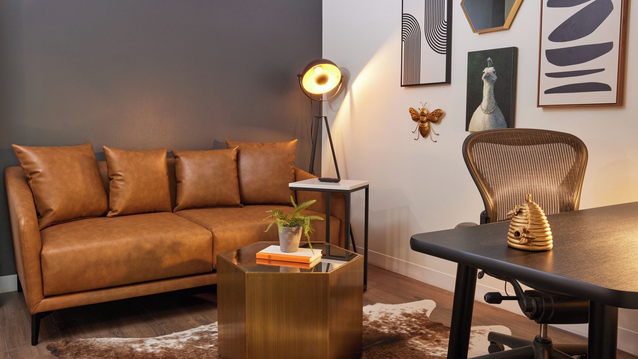 Photo of Livingroom in Southwest Raleigh