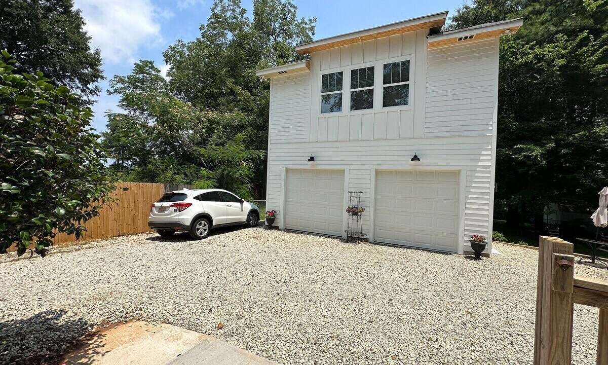 Photo of Bathroom in Kennesaw