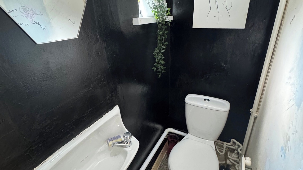 Photo of Bathroom in Reading