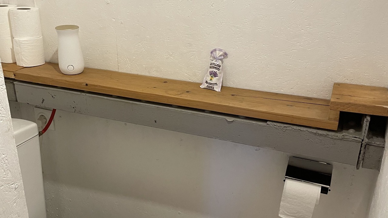 Photo of Bathroom in Arles