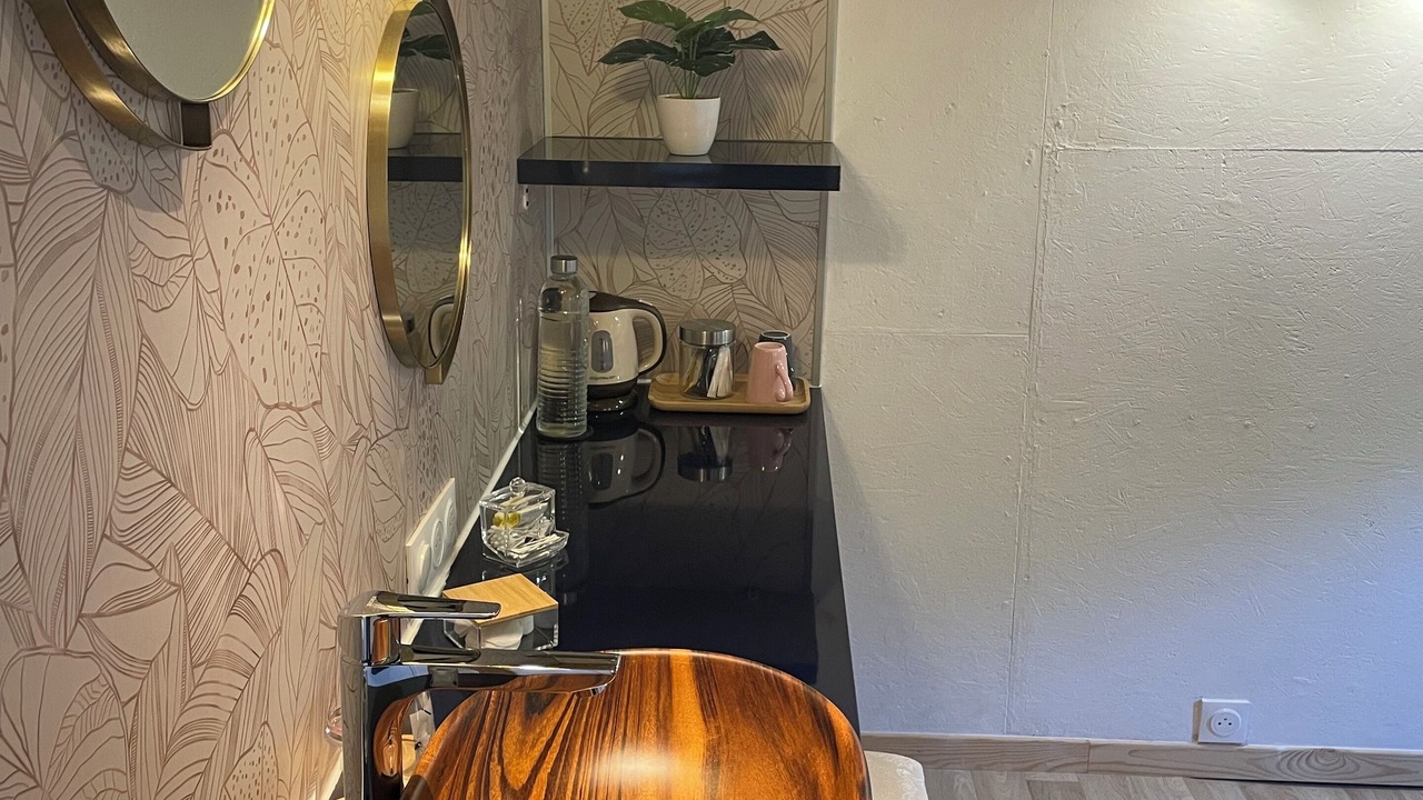 Photo of Bathroom in Arles