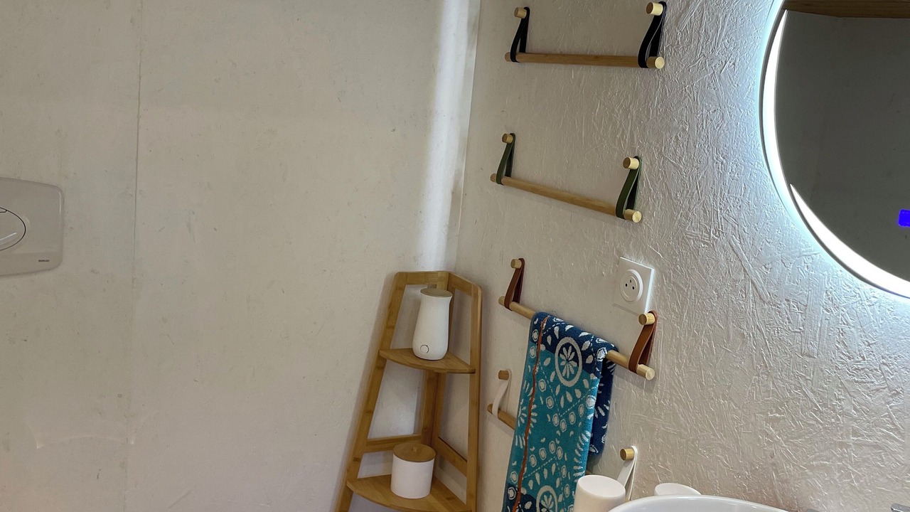 Photo of Bathroom in Arles