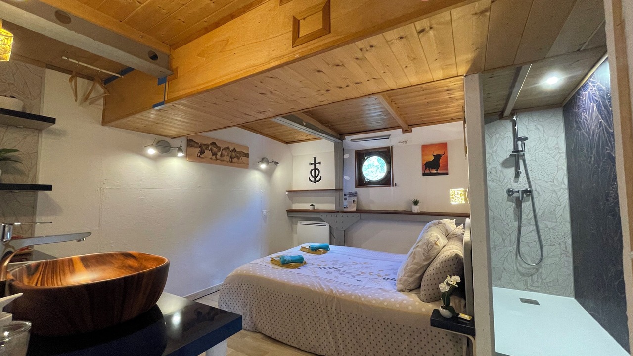 Photo of Bedroom in Arles