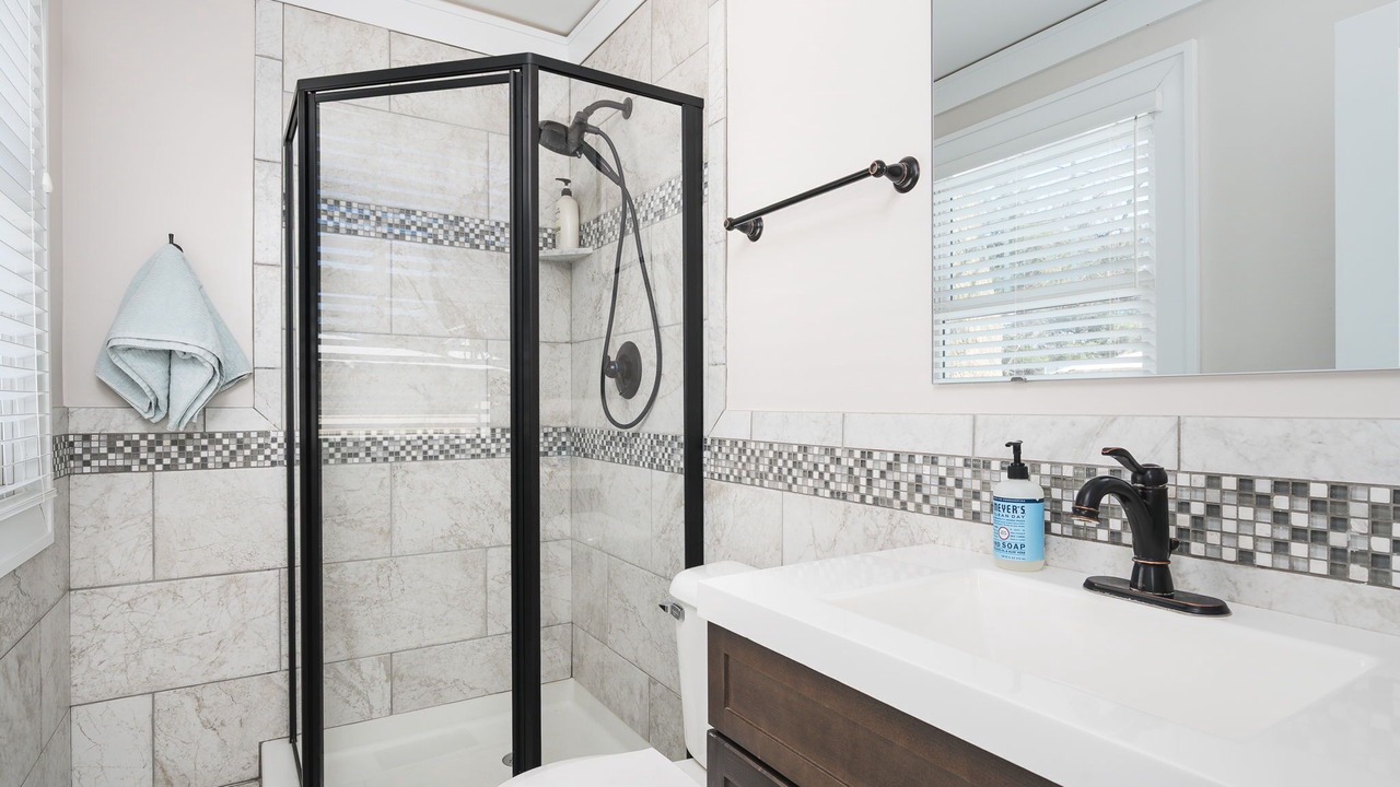 Photo of Bathroom in Meridian-Kessler