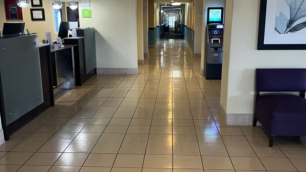 Photo of Others in Mathis