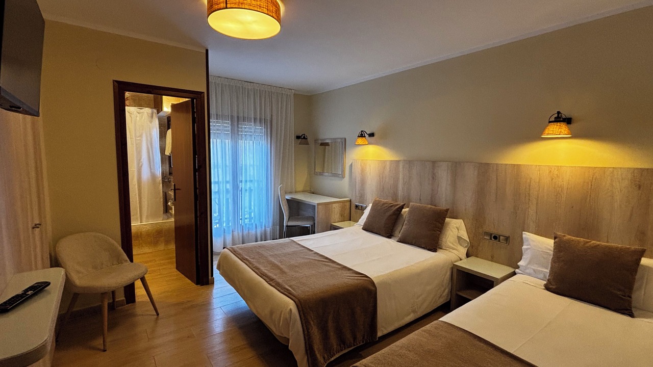 Photo of Bedroom in Llavorsi
