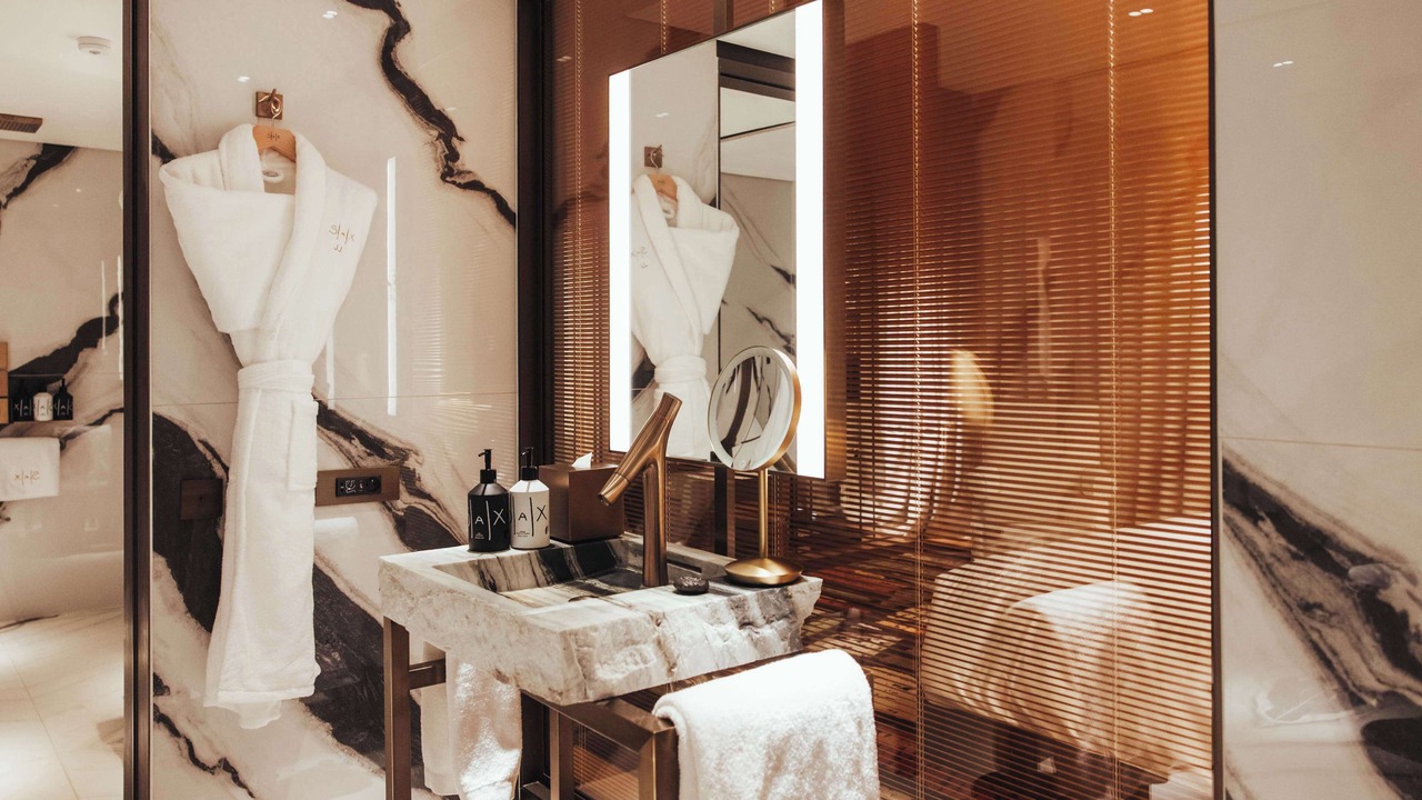 Photo of Bathroom in Quartier de l'Ecole-Militaire