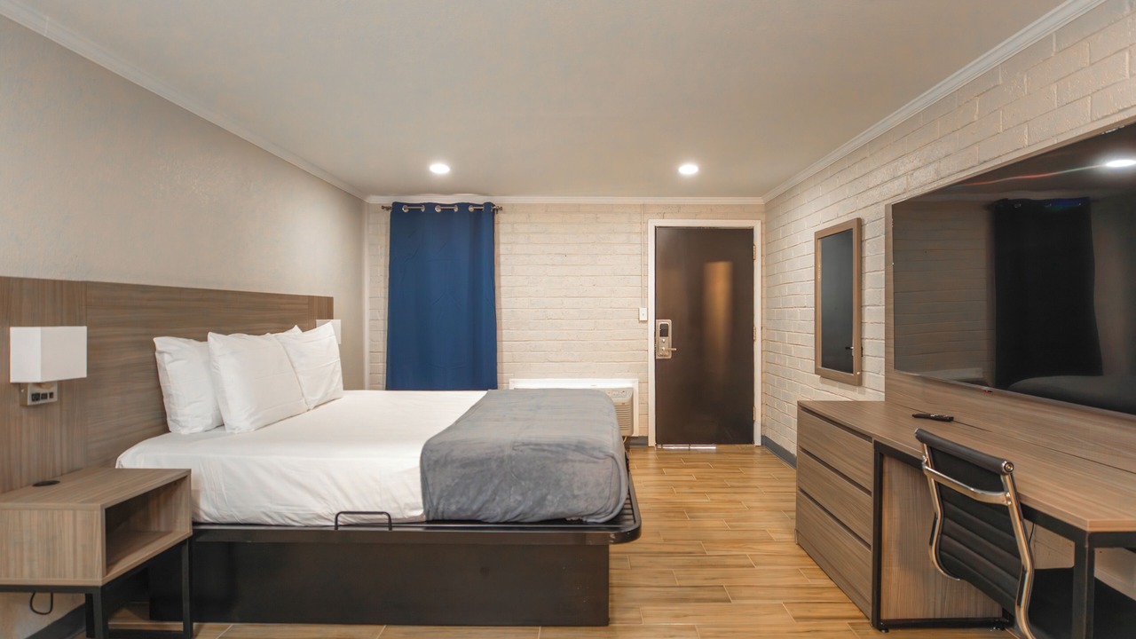 Photo of Bedroom in Tulsa
