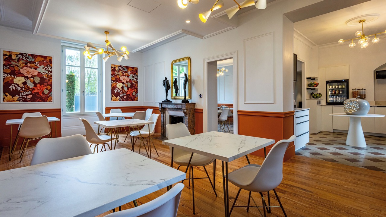 Photo of Others in Beaune