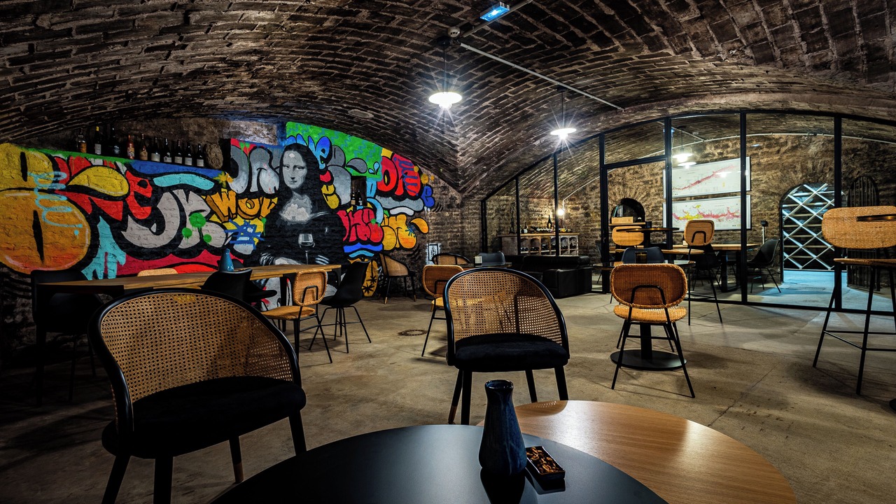 Photo of Others in Beaune