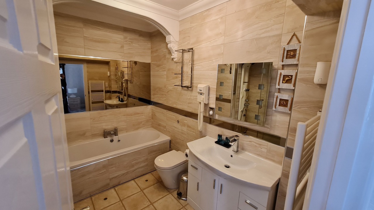 Photo of Bathroom in Ashburton