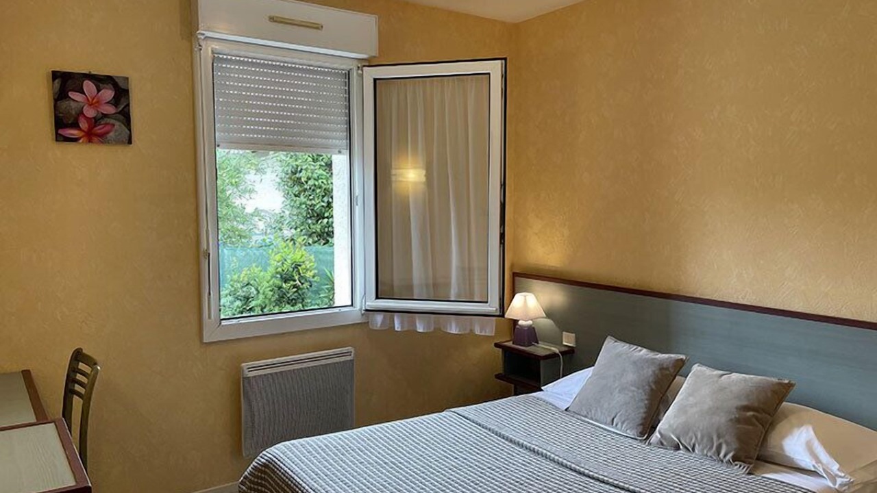Photo of Bedroom in Bas-Mauco