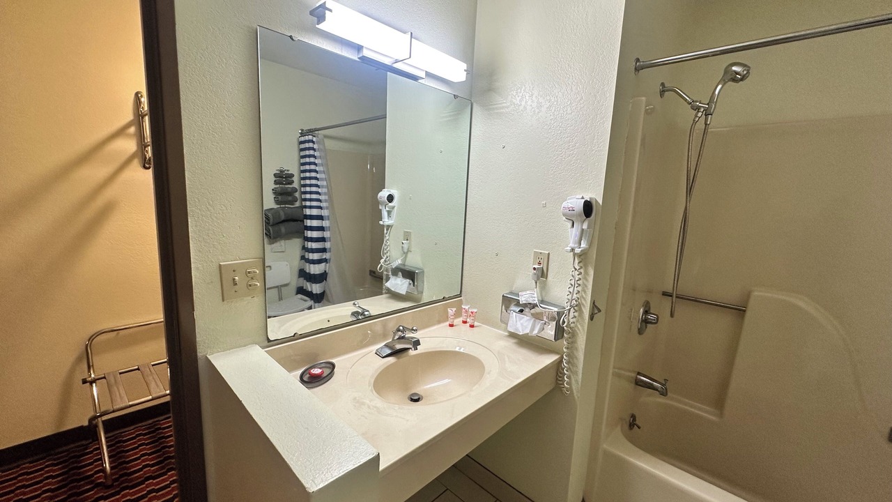 Photo of Bathroom in Chesaning