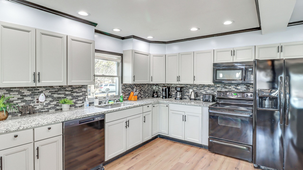 Photo of Others in Long Pond