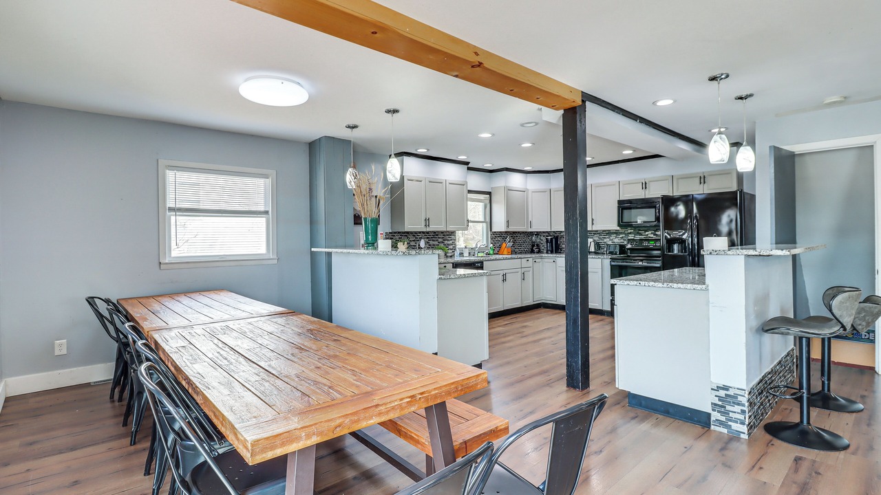 Photo of Others in Long Pond