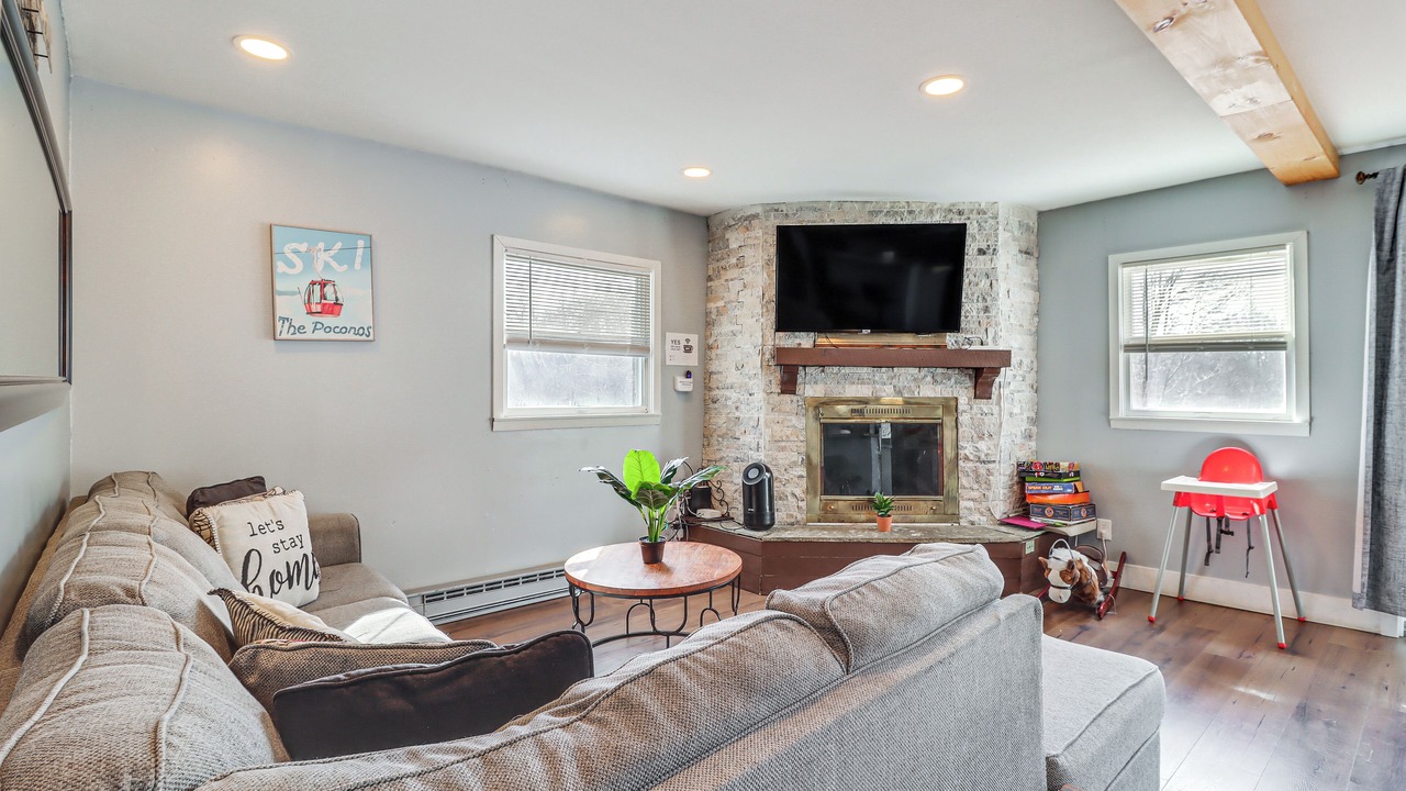 Photo of Others in Long Pond