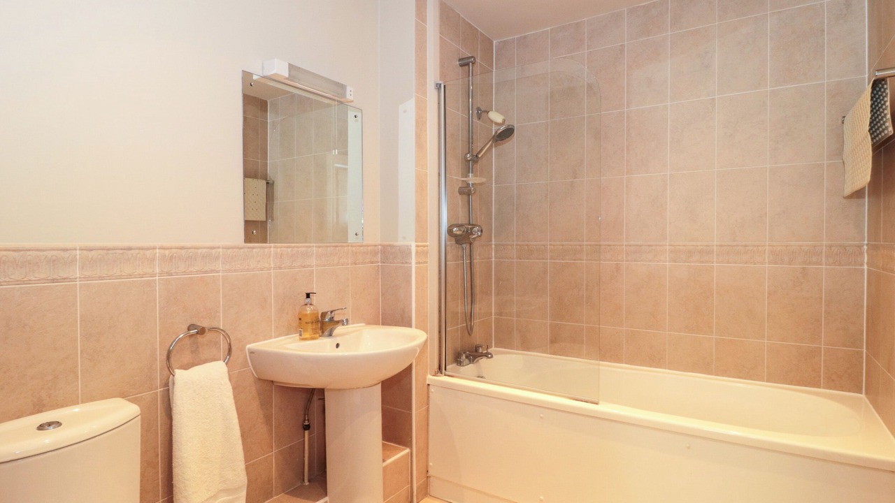 Photo of Bathroom in Nailsworth