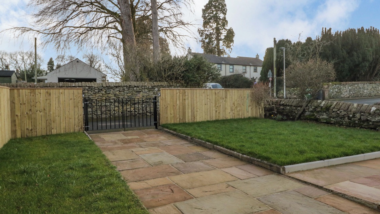 Photo of Outdoor in Newton Reigny