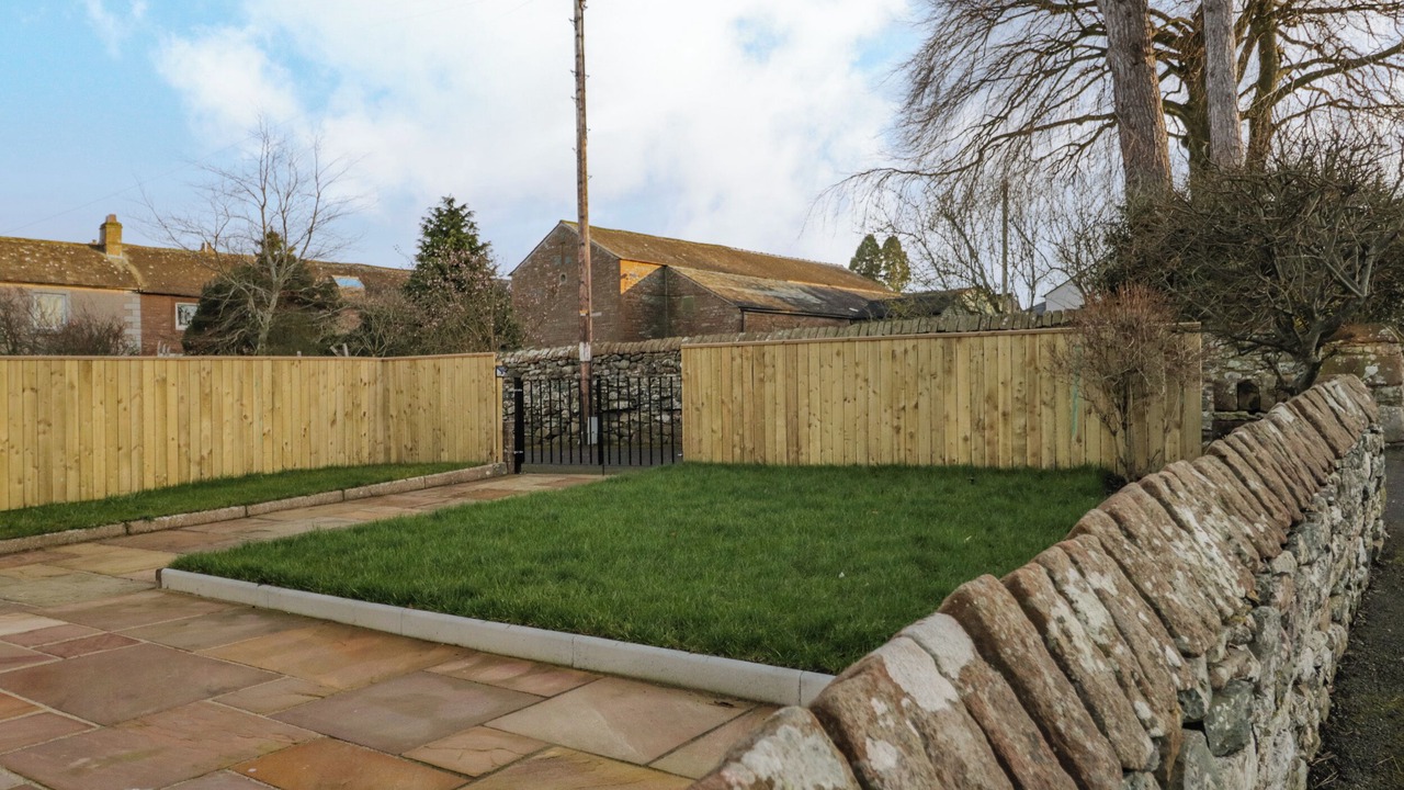 Photo of Outdoor in Newton Reigny