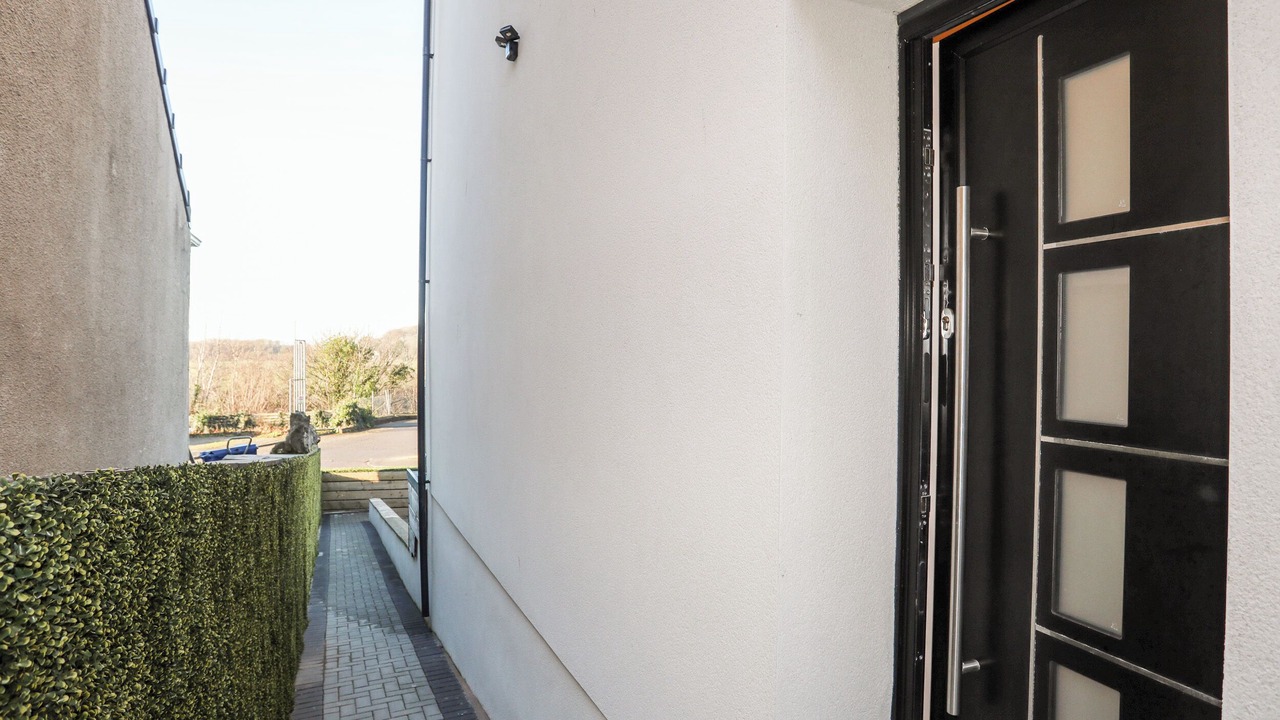 Photo of Outdoor in Bont Newydd