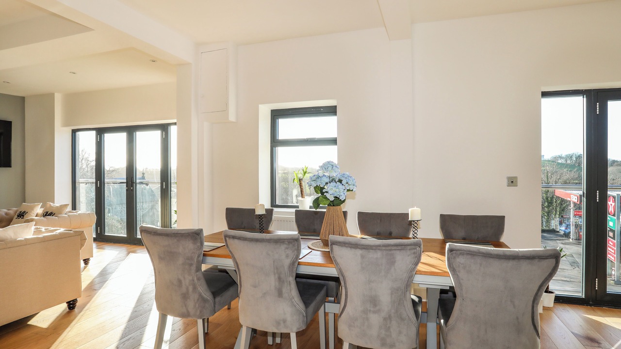 Photo of Others in Bont Newydd