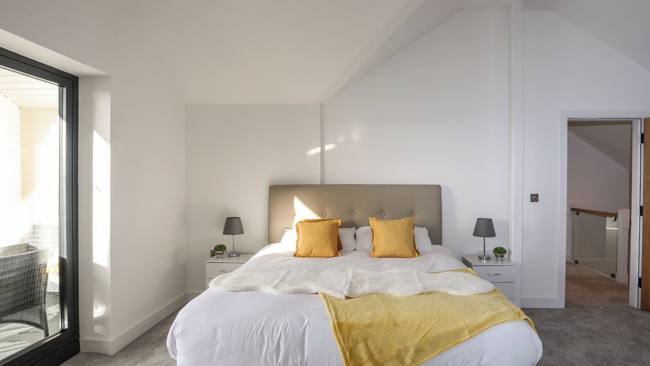 Photo of Others in Bont Newydd