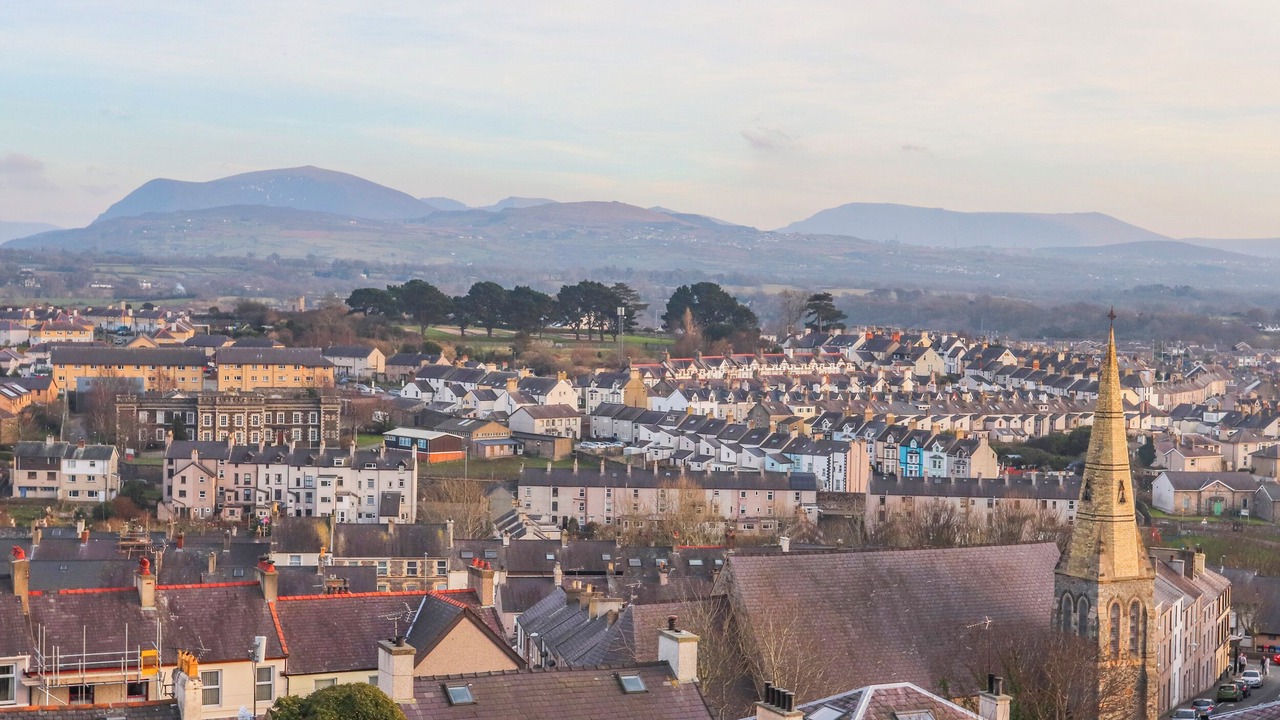 Photo of Others in Bont Newydd